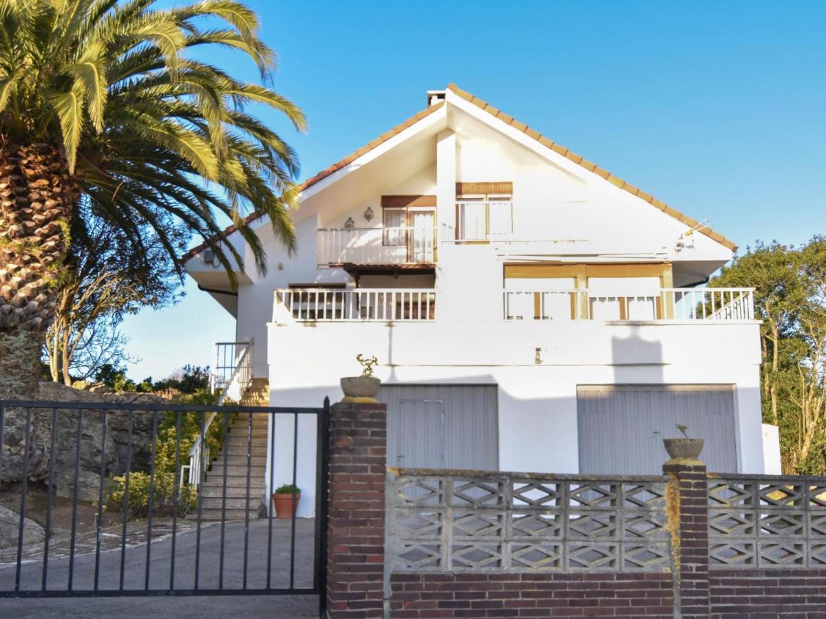 Amplio Y Comodo Chalet En Ajo Con Preciosas Vistas מראה חיצוני תמונה